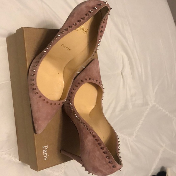 Louboutin - Picture 3 of 3